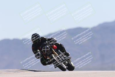 media/Oct-13-2025-Moto Forza (Mon) [[a66d839500]]/3-B Group/Session 4 (Turn 9)/